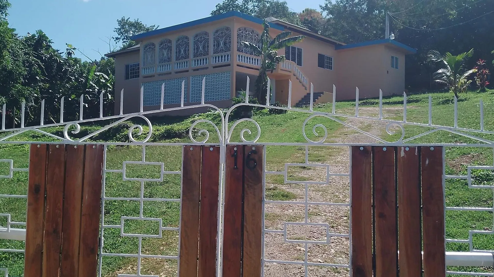 Mango Walk Homestay Montego Bay Jamaica