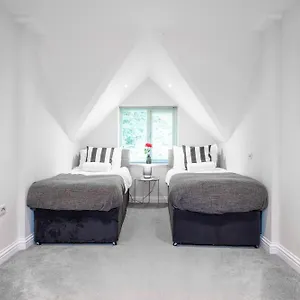 https://garland-penthouse.brighton-hotels-england.com
